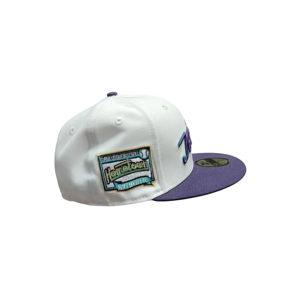 Queens Kings Hat Cap Fitted Mens‎ 7 White Purple Baseball New Era 59FIFTY Script